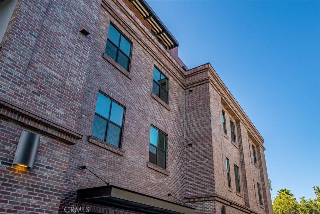 581 Higuera Street, #406, San Luis Obispo, CA 93401 581 Higuera Street, #406, San Luis Obispo, CA 93401