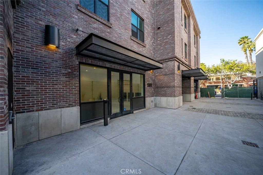 581 Higuera Street, #406, San Luis Obispo, CA 93401 581 Higuera Street, #406, San Luis Obispo, CA 93401