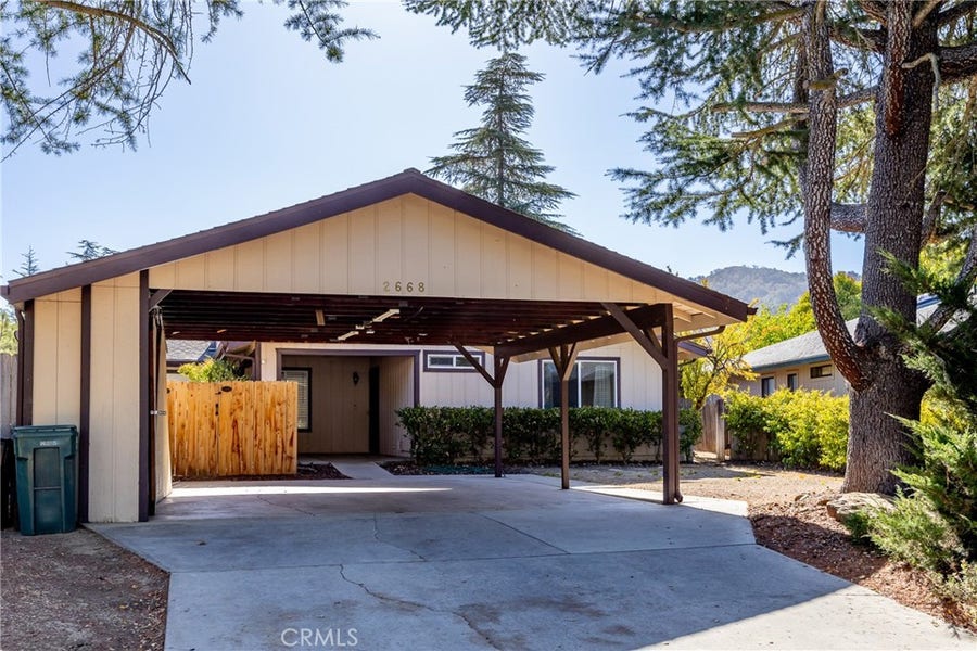 Property photo for 2668 Saddle Back Lane, Paso Robles, CA