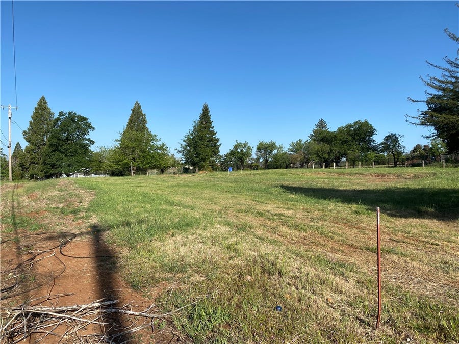 Property photo for 72 Seaman Lane, Paradise, CA