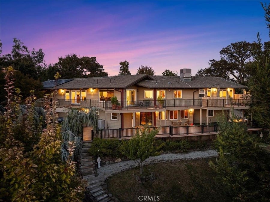 Property photo for 14807 Hilltop Drive, Red Bluff, CA