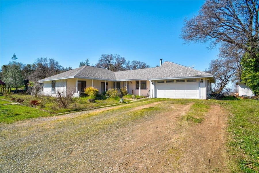 Property photo for 300 Stoney Oaks Boulevard, Oroville, CA
