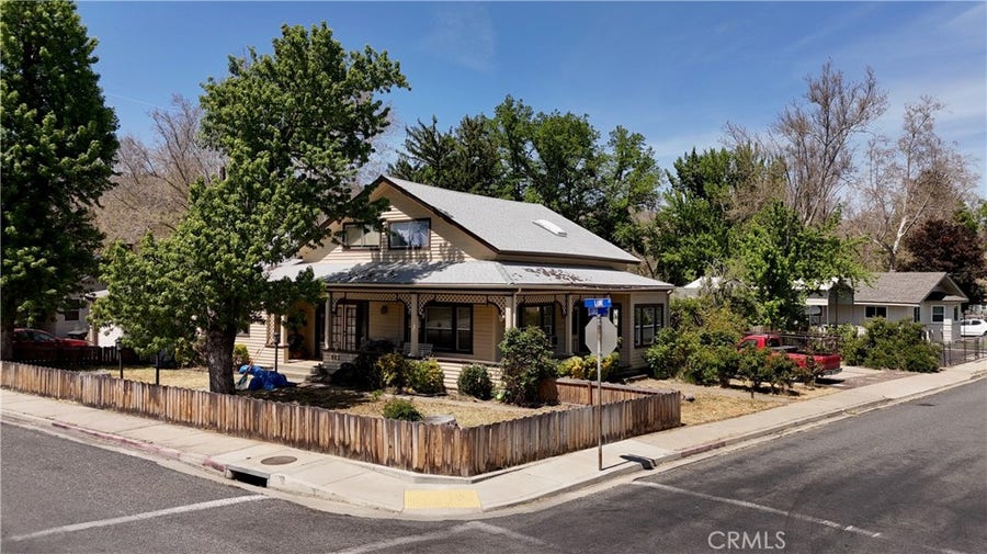 Property photo for 602 Lane St, Yreka, CA