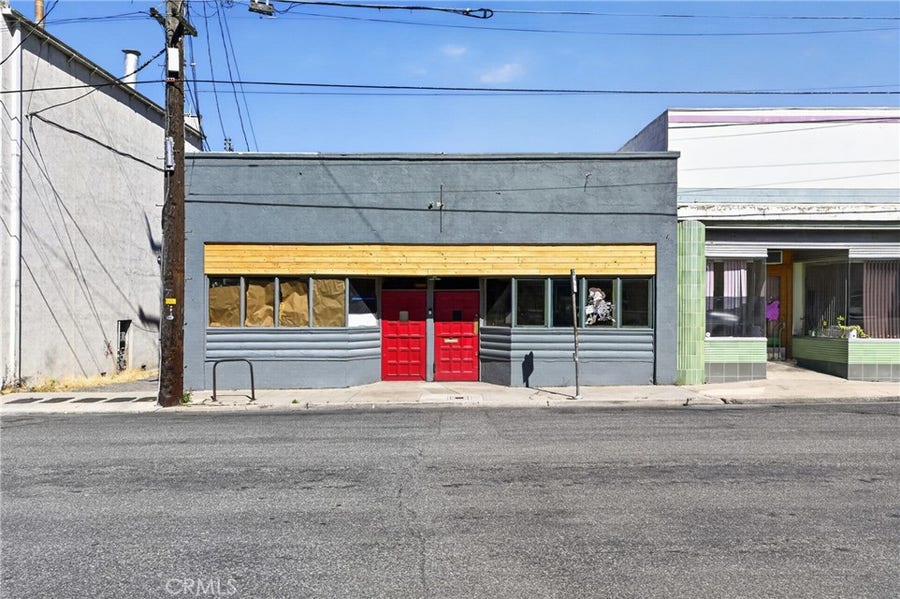 Property photo for 118 S Broadway, Yreka, CA