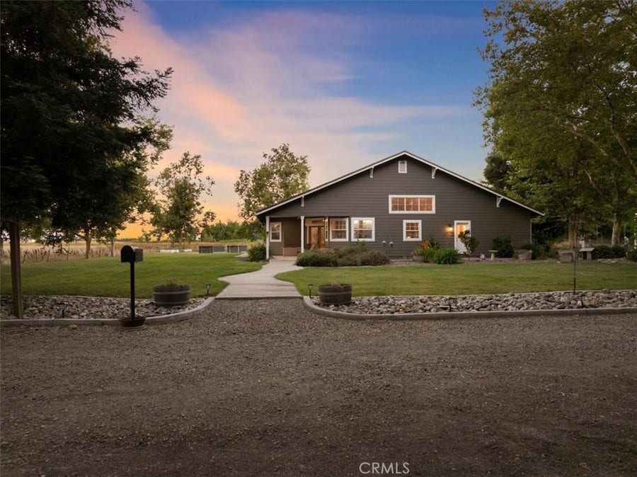 Property photo for 10975 Shasta Boulevard, Los Molinos, CA