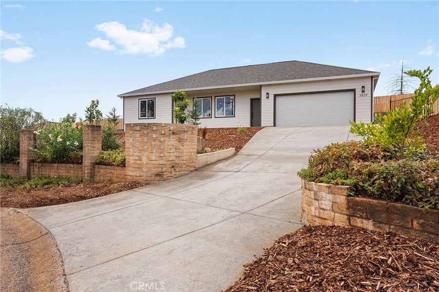 Property photo for 5819 Golden Oaks Road, Paradise, CA
