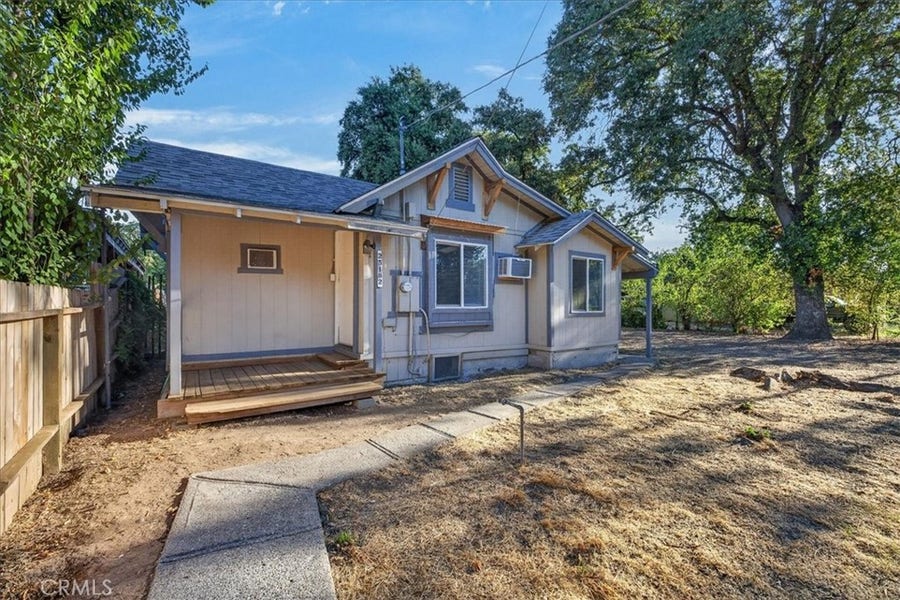 Property photo for 25192 N Center Street, Los Molinos, CA