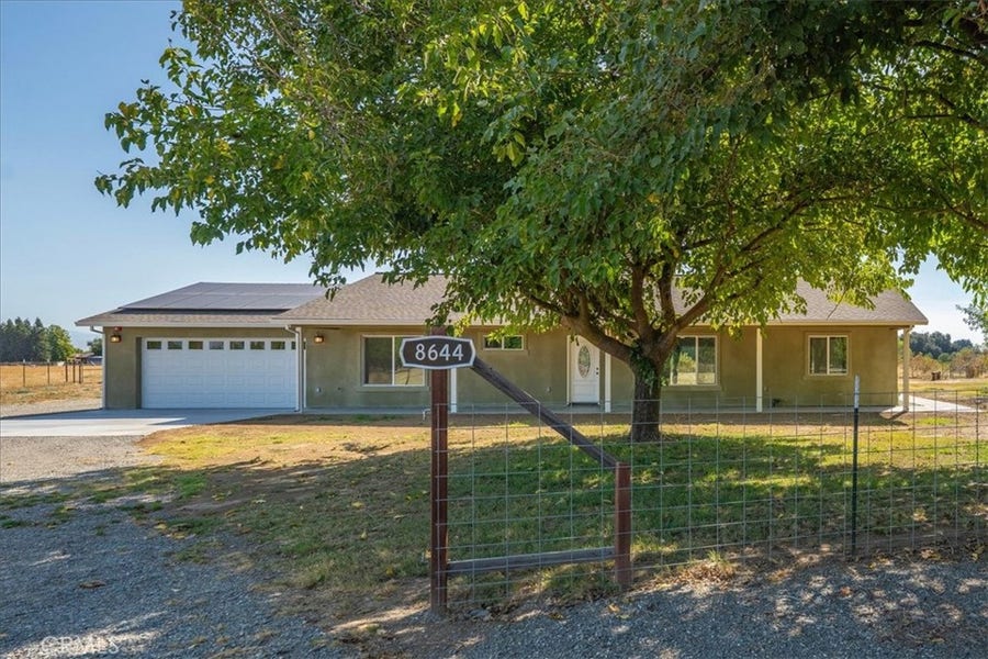 Property photo for 8644 El Camino, Gerber, CA