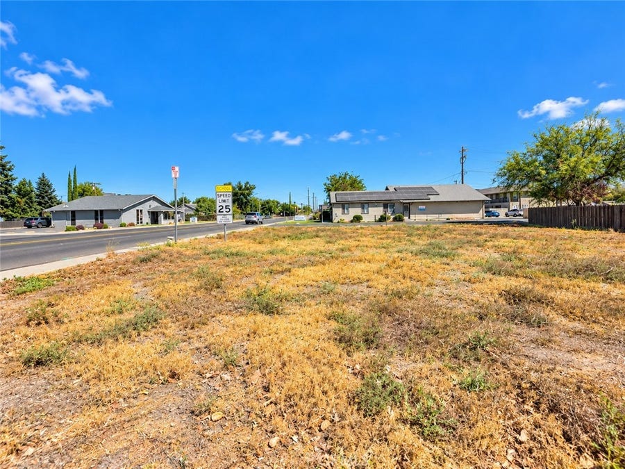 Property photo for 844 W Wood Street, Willows, CA