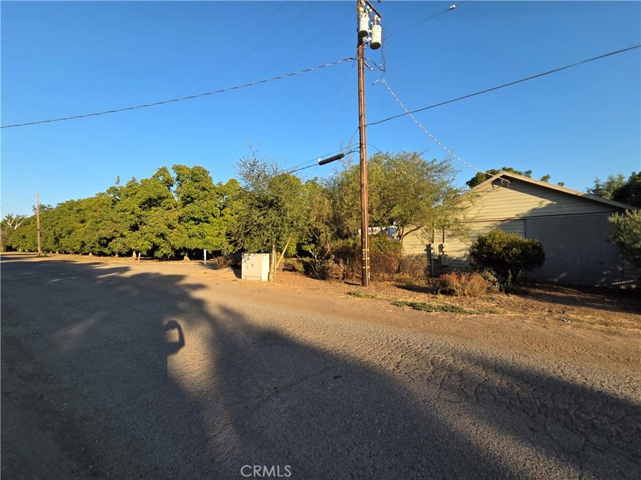 Property photo for 24011 Bray Avenue, Red Bluff, CA