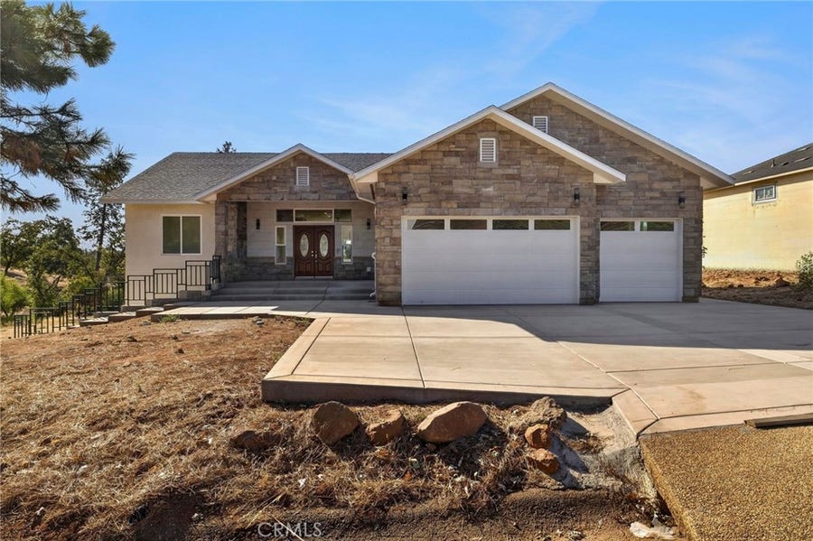 Property photo for 5000 Malibu Drive, Paradise, CA