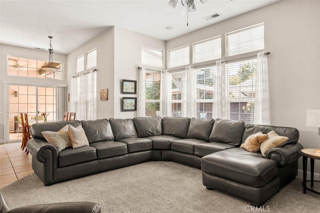 1 London Court, Chico, CA 95973