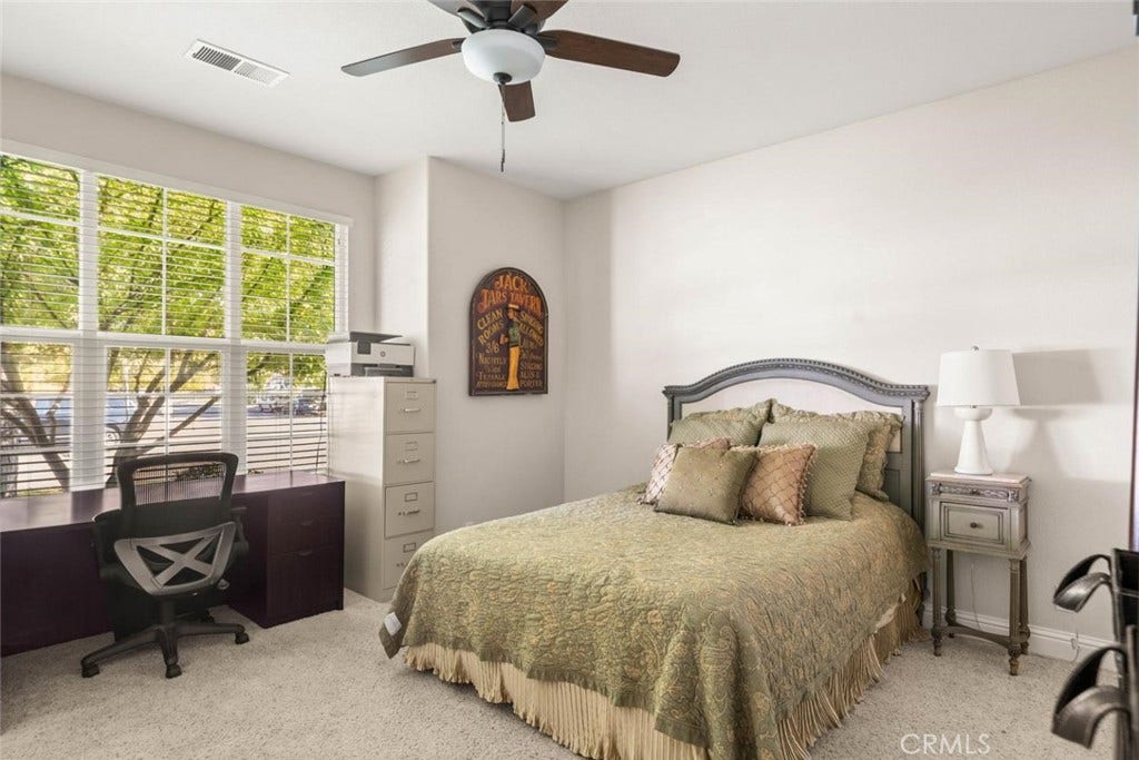 1 London Court, Chico, CA 95973