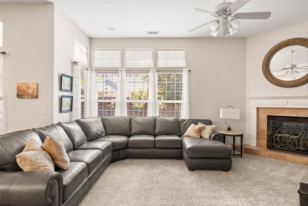 1 London Court, Chico, CA 95973