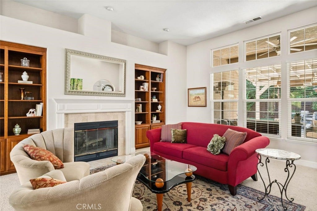 1 London Court, Chico, CA 95973
