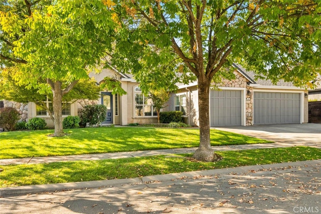 1 London Court, Chico, CA 95973