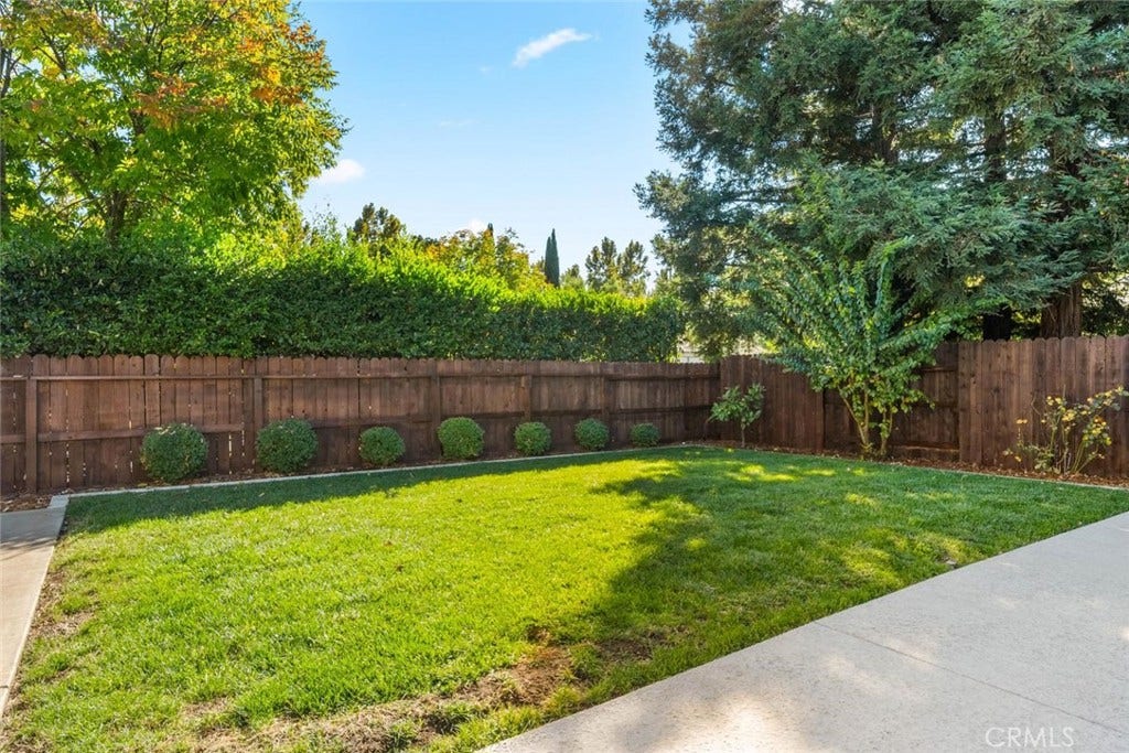 1 London Court, Chico, CA 95973