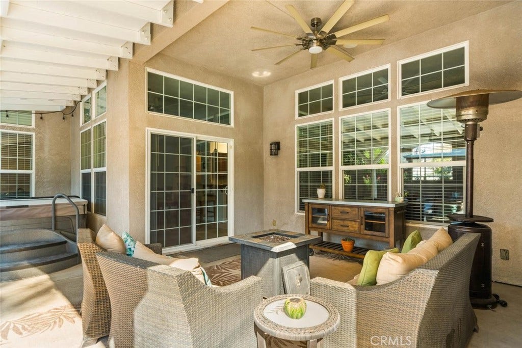 1 London Court, Chico, CA 95973