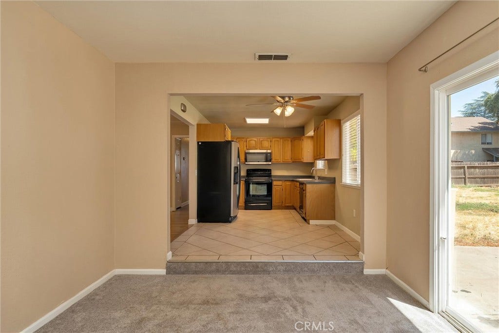 827 W 2nd Avenue, Chico, CA 95926 827 W 2nd Avenue, Chico, CA 95926