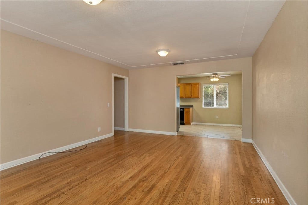 827 W 2nd Avenue, Chico, CA 95926 827 W 2nd Avenue, Chico, CA 95926