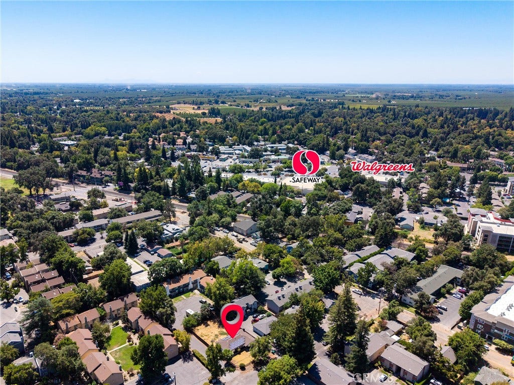827 W 2nd Avenue, Chico, CA 95926 827 W 2nd Avenue, Chico, CA 95926