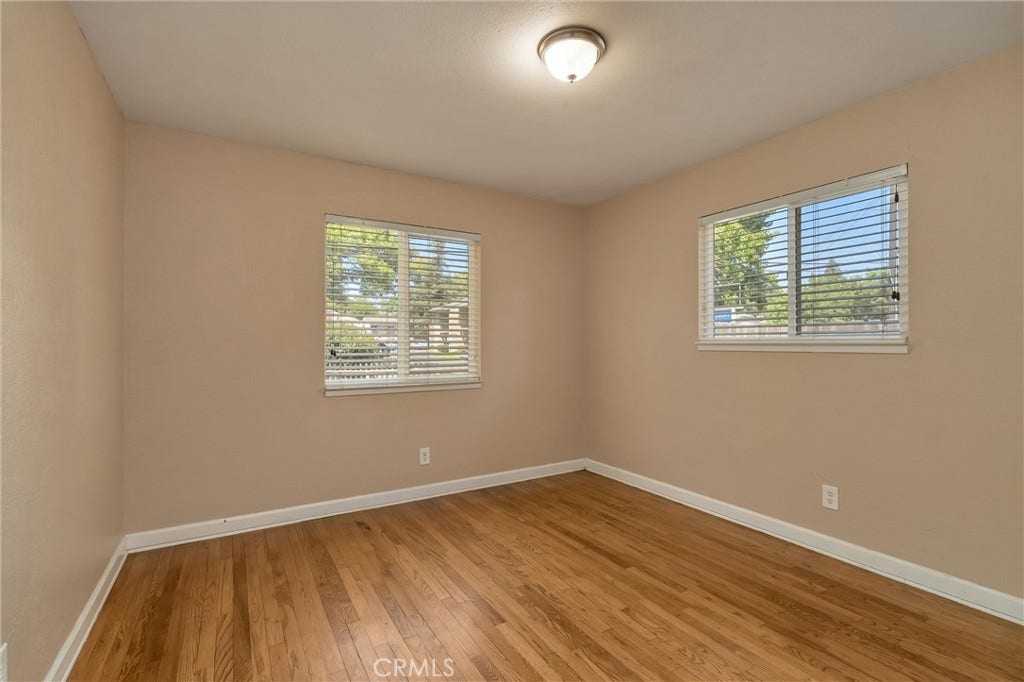 827 W 2nd Avenue, Chico, CA 95926 827 W 2nd Avenue, Chico, CA 95926