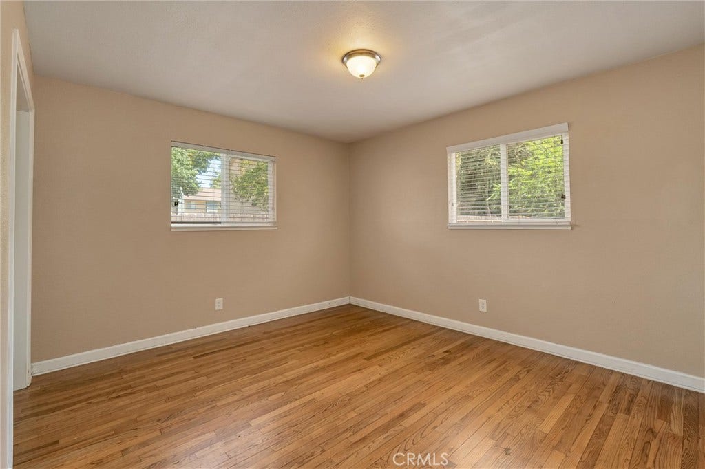 827 W 2nd Avenue, Chico, CA 95926 827 W 2nd Avenue, Chico, CA 95926