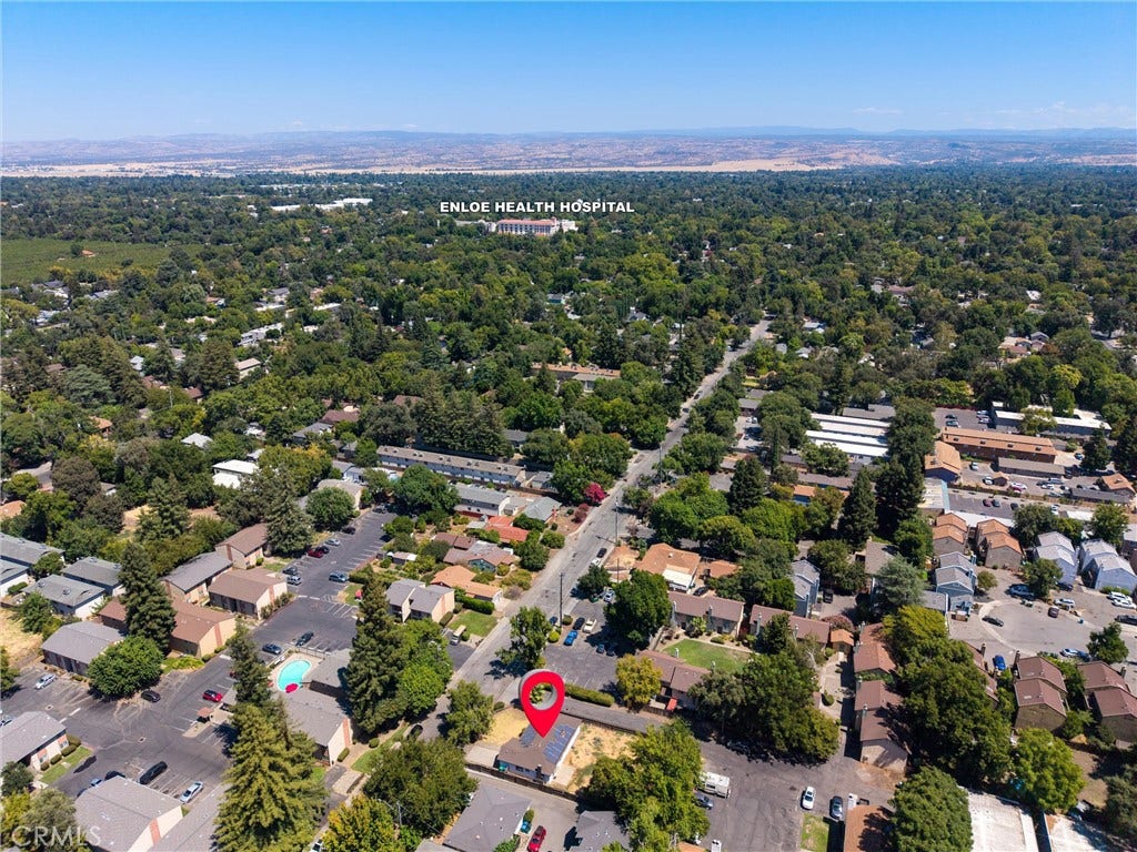 827 W 2nd Avenue, Chico, CA 95926 827 W 2nd Avenue, Chico, CA 95926