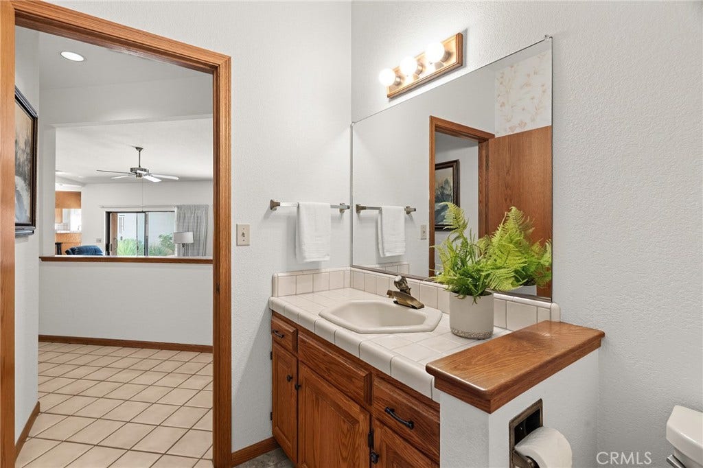 2241 River Bend Lane, Chico, CA 95926