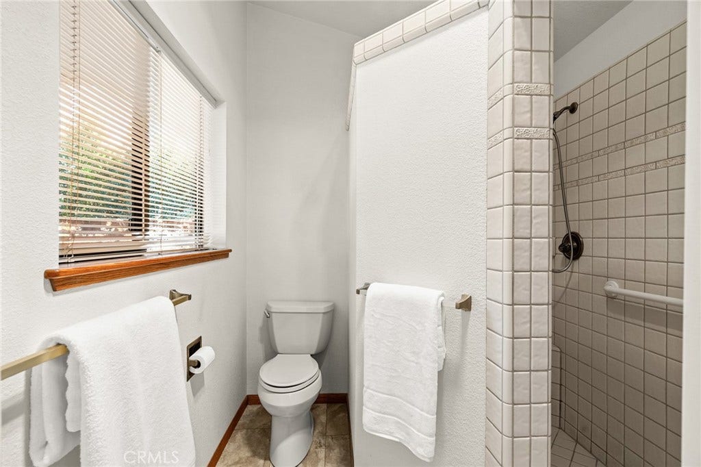 2241 River Bend Lane, Chico, CA 95926