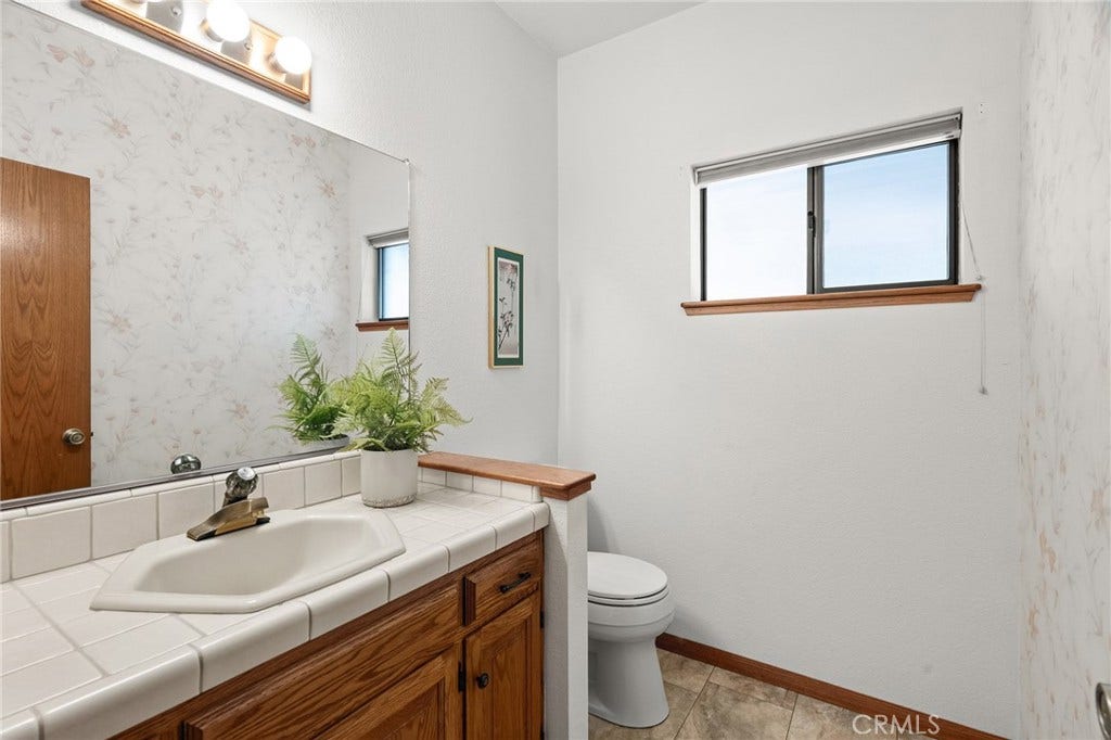 2241 River Bend Lane, Chico, CA 95926