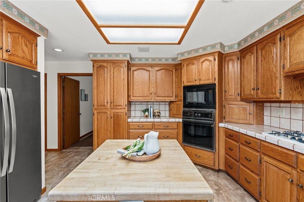 2241 River Bend Lane, Chico, CA 95926