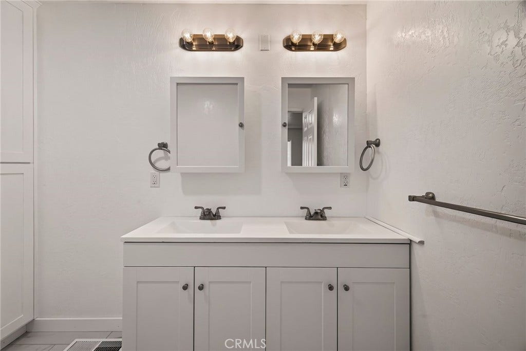 Double sinks a plus