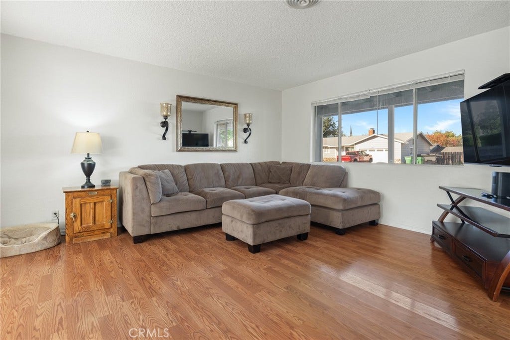 627 El Paso, Corning, CA 96021 627 El Paso, Corning, CA 96021