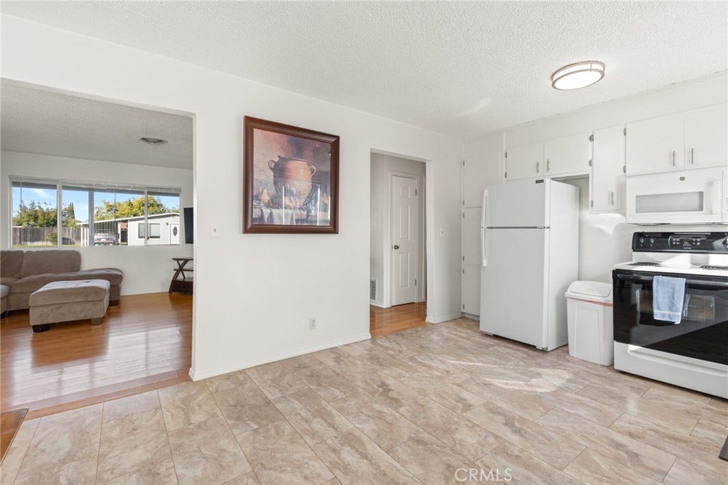 627 El Paso, Corning, CA 96021 627 El Paso, Corning, CA 96021