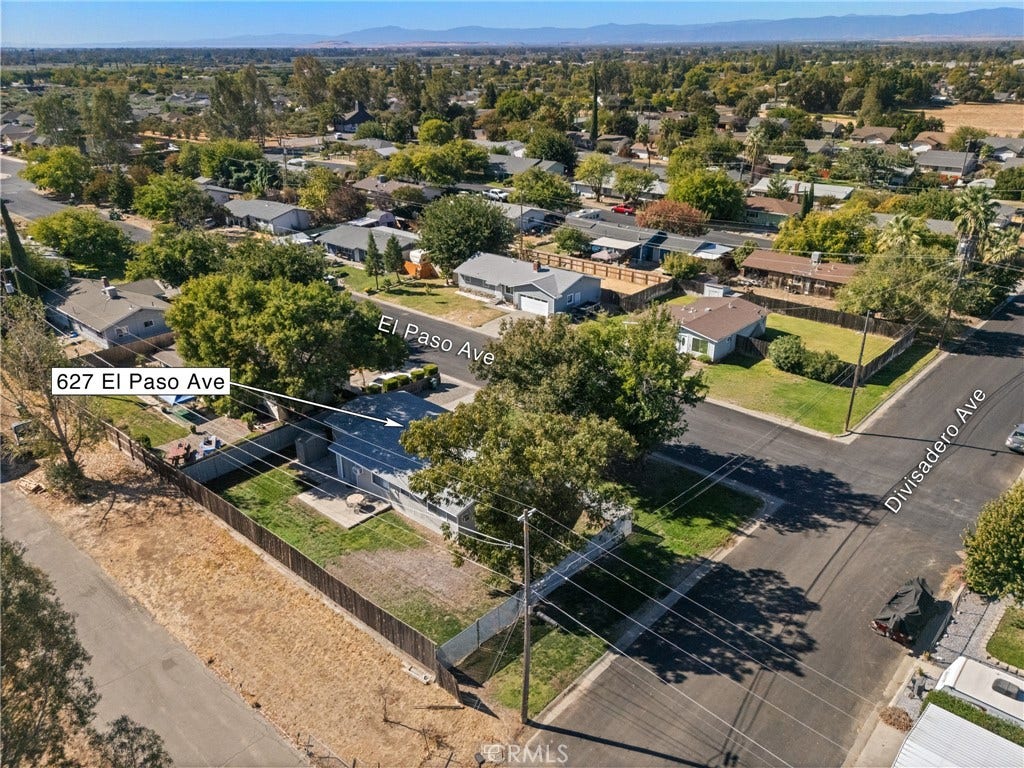627 El Paso, Corning, CA 96021 627 El Paso, Corning, CA 96021