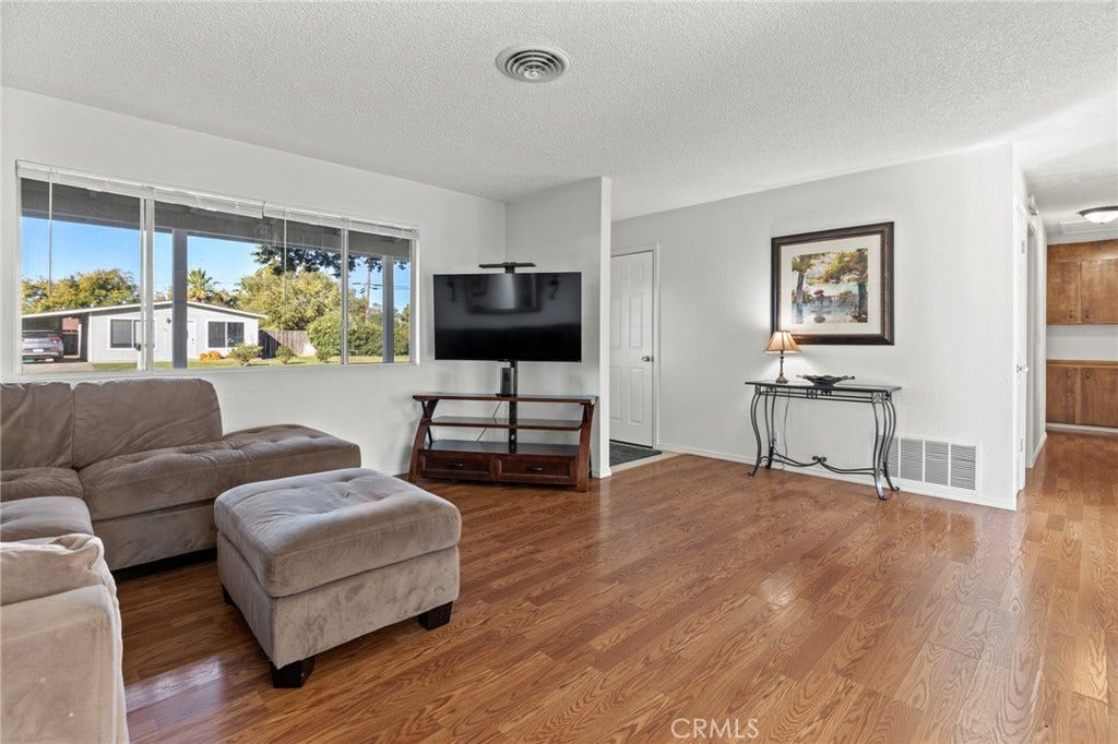 627 El Paso, Corning, CA 96021 627 El Paso, Corning, CA 96021