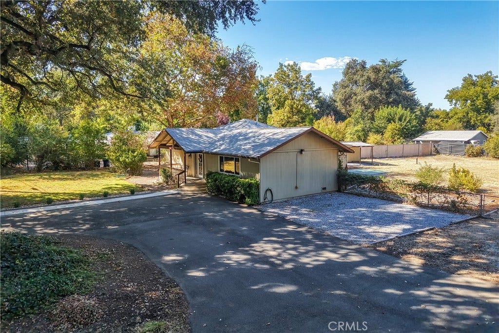 3500 Pioneer, Redding, CA 96001 3500 Pioneer, Redding, CA 96001