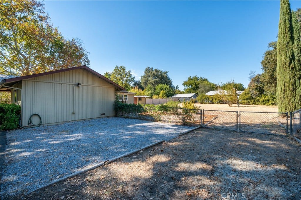 3500 Pioneer, Redding, CA 96001 3500 Pioneer, Redding, CA 96001