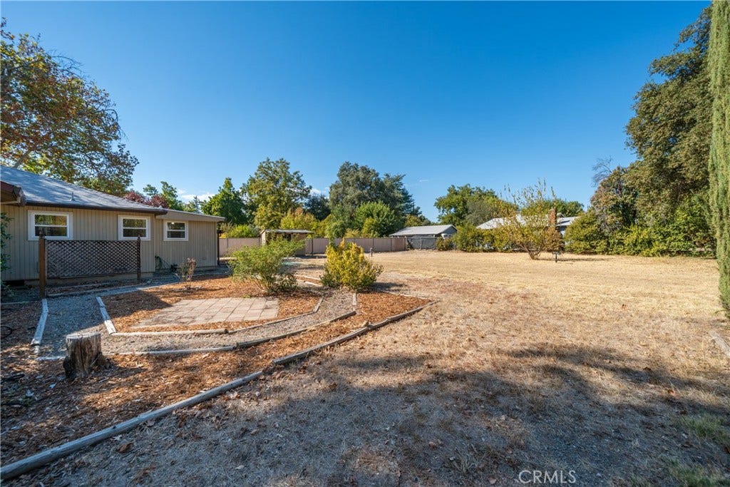 3500 Pioneer, Redding, CA 96001 3500 Pioneer, Redding, CA 96001