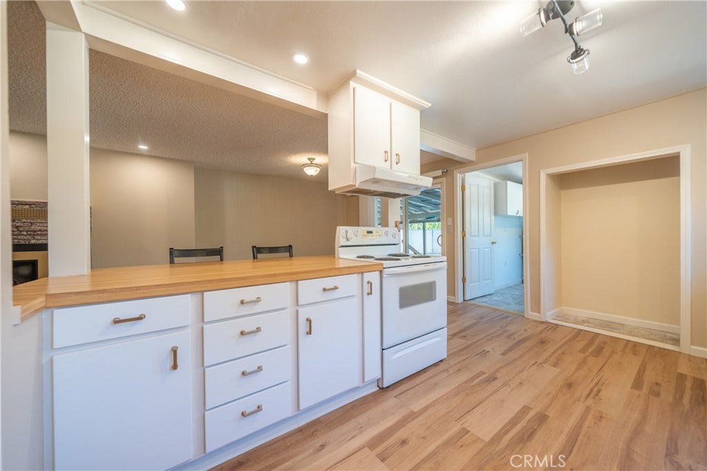 3500 Pioneer, Redding, CA 96001 3500 Pioneer, Redding, CA 96001