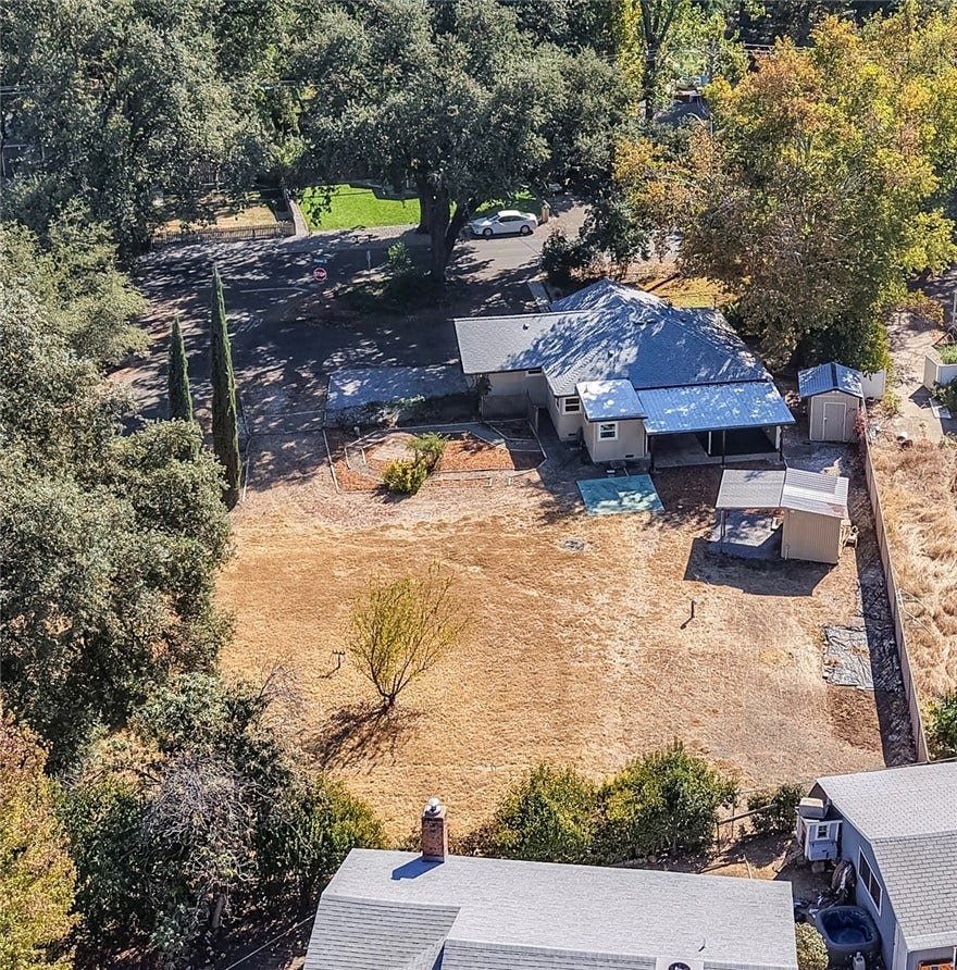 3500 Pioneer, Redding, CA 96001 3500 Pioneer, Redding, CA 96001