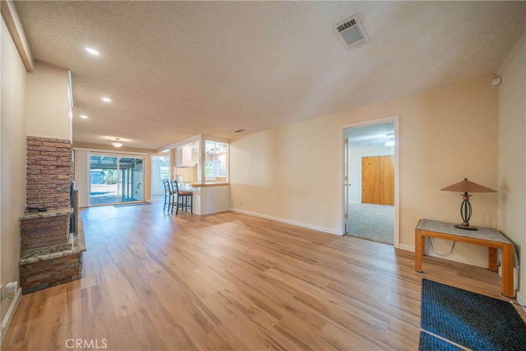 3500 Pioneer, Redding, CA 96001 3500 Pioneer, Redding, CA 96001