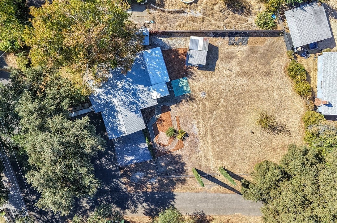 3500 Pioneer, Redding, CA 96001 3500 Pioneer, Redding, CA 96001