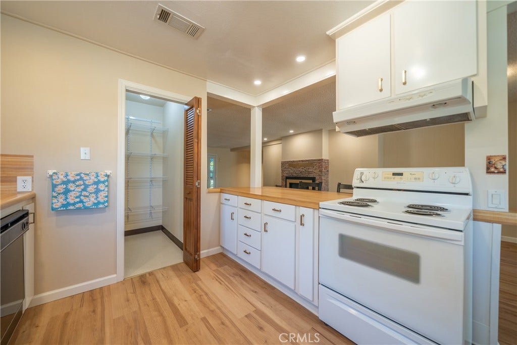 3500 Pioneer, Redding, CA 96001 3500 Pioneer, Redding, CA 96001