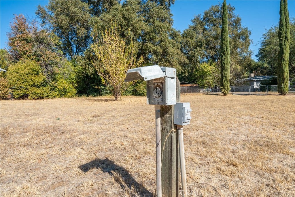 3500 Pioneer, Redding, CA 96001 3500 Pioneer, Redding, CA 96001