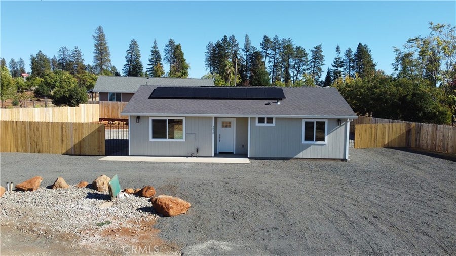 Property photo for 5948 Selby Lane, Paradise, CA