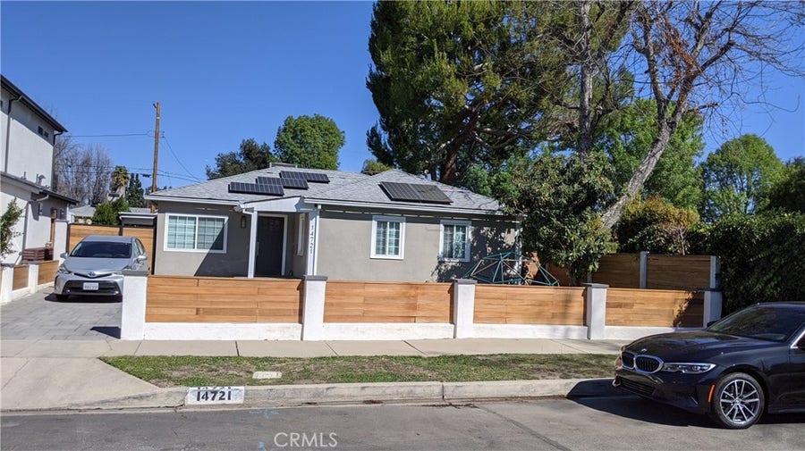Property photo for 14721 Weddington Street, Sherman Oaks, CA
