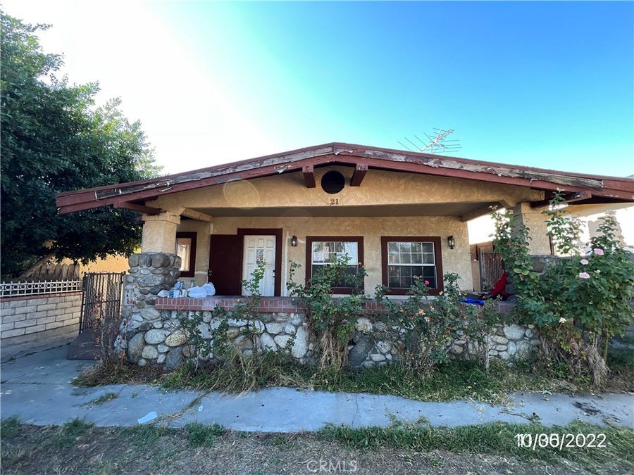 Property photo for 121 Robinson Street, Los Angeles, CA