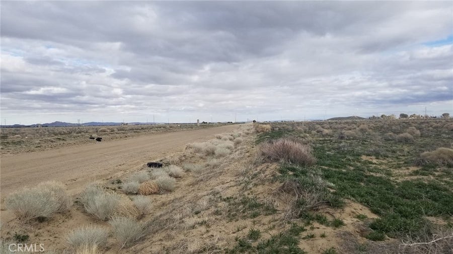 Property photo for 0 0Avenue B2/112 St W, Lancaster, CA